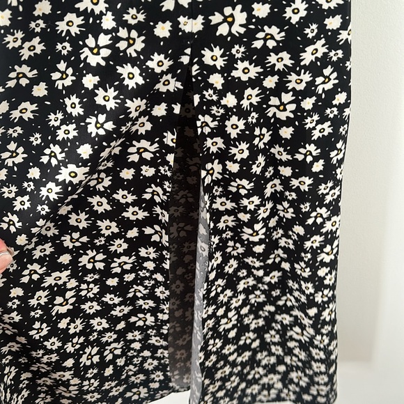 Daisy midi dress - Picture 3 of 3